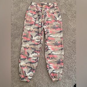 Boutique Camo joggers